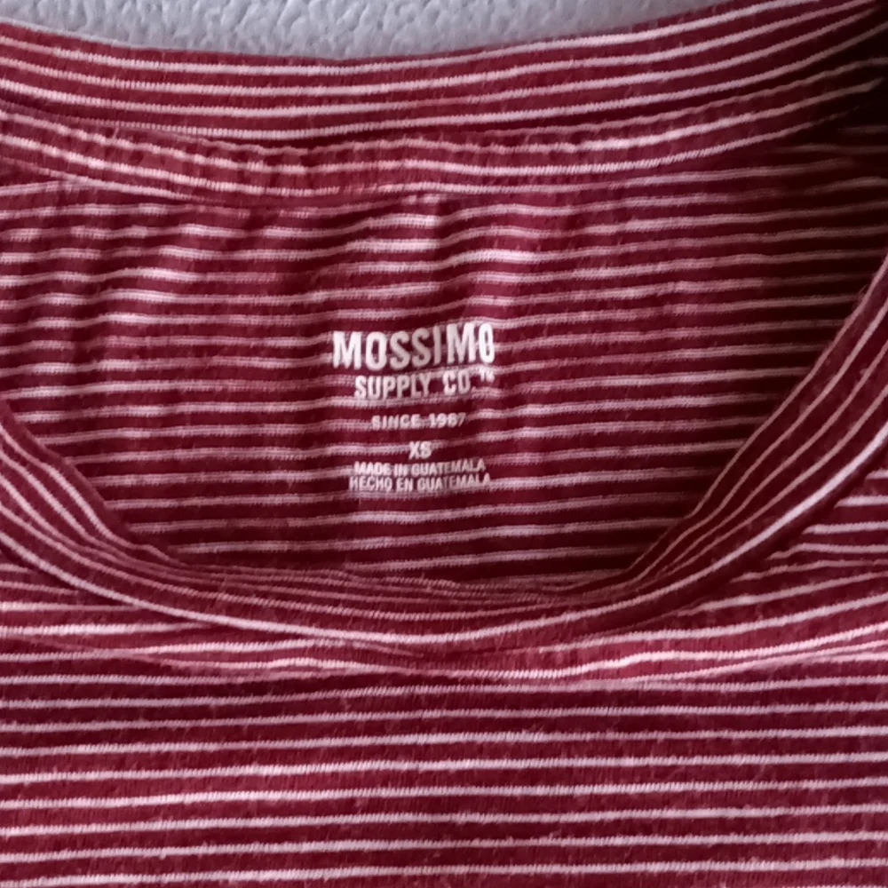 Mossimo top - Picture 3 of 3